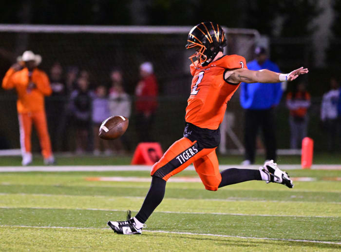 East St. Louis Edwardsville Illinois football 10-13-23 Tim Vizer 23805